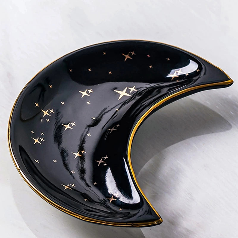 Moon-Shaped Ceramic Jewelry Dish – Boho-Inspired Tray for Rings, Earrings & Trinkets