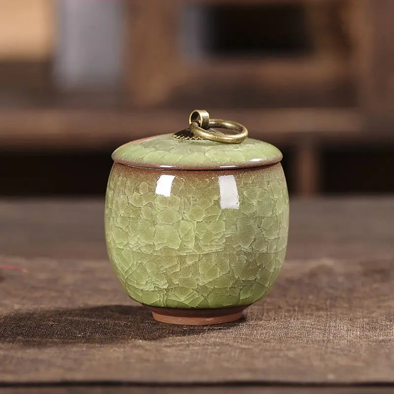 Mini Ceramic Storage Jar with Lid – Airtight Kitchen Container for Tea, Coffee & Spices