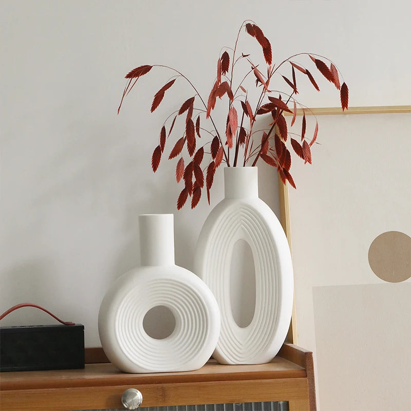 Modern White Ceramic Vase – Minimalist Decorative Vase for Pampas Grass, Flowers & Home Accents