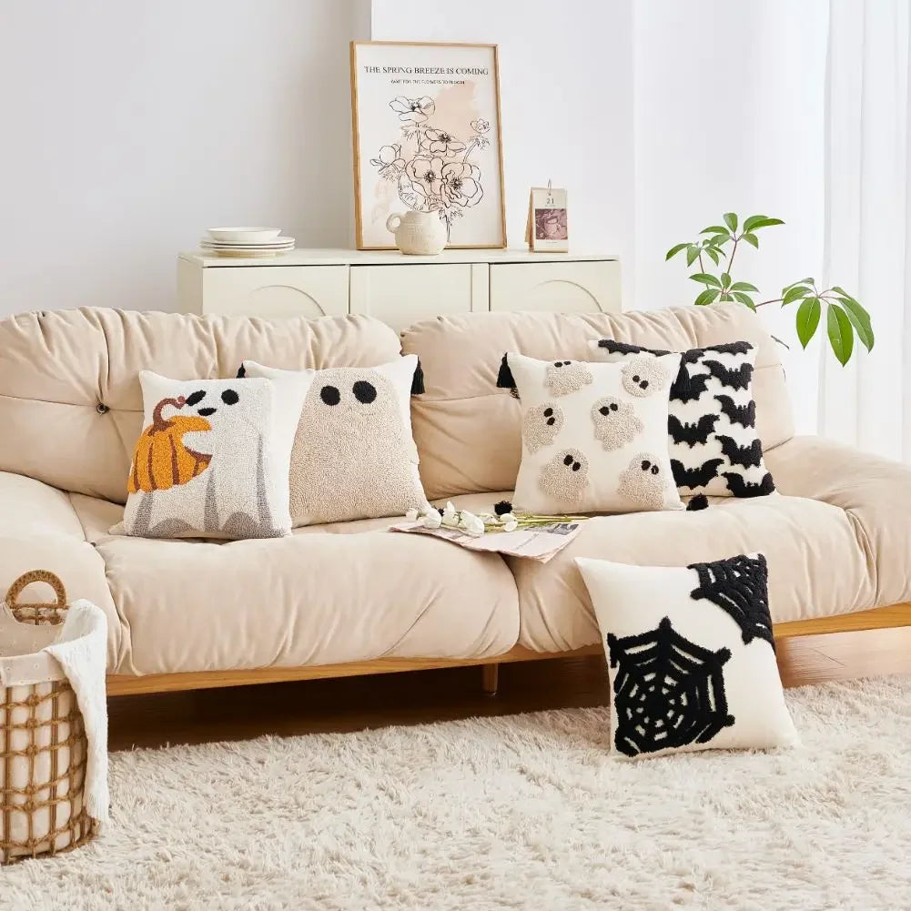 Pumpkin Tassel Pillow Cover β Cozy Fall Accent for Halloween & Harvest Decor