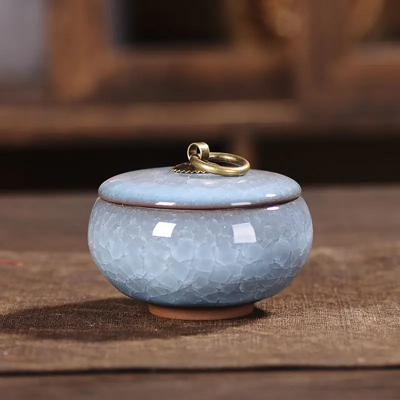 Mini Ceramic Storage Jar with Lid – Airtight Kitchen Container for Tea, Coffee & Spices