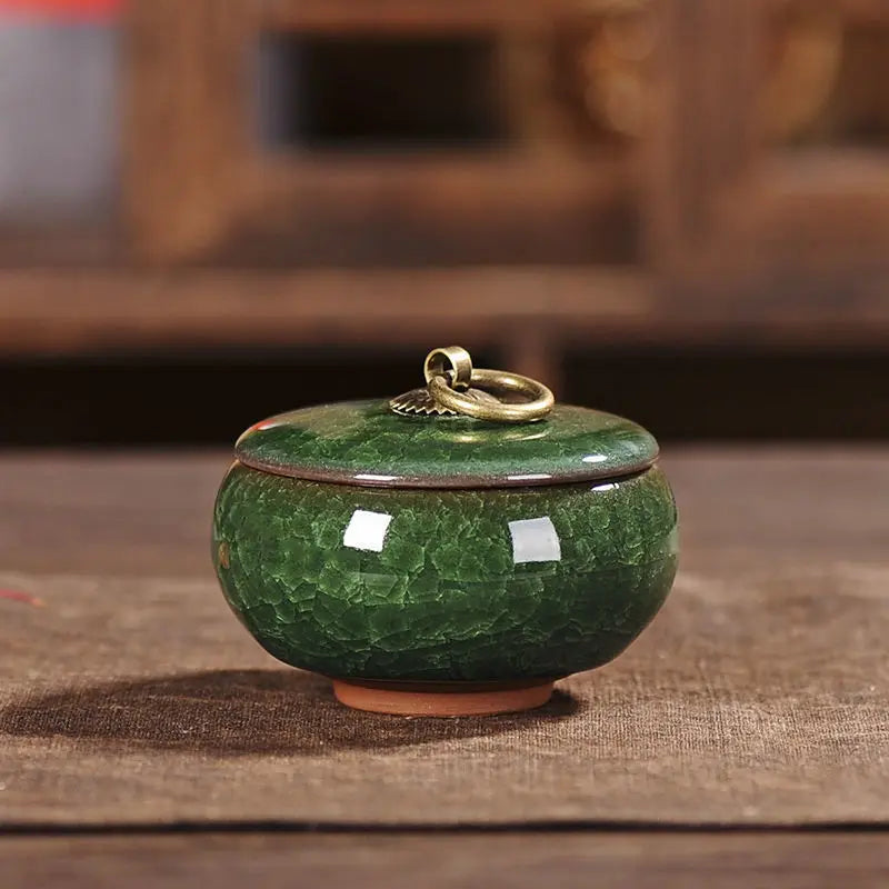 Mini Ceramic Storage Jar with Lid – Airtight Kitchen Container for Tea, Coffee & Spices