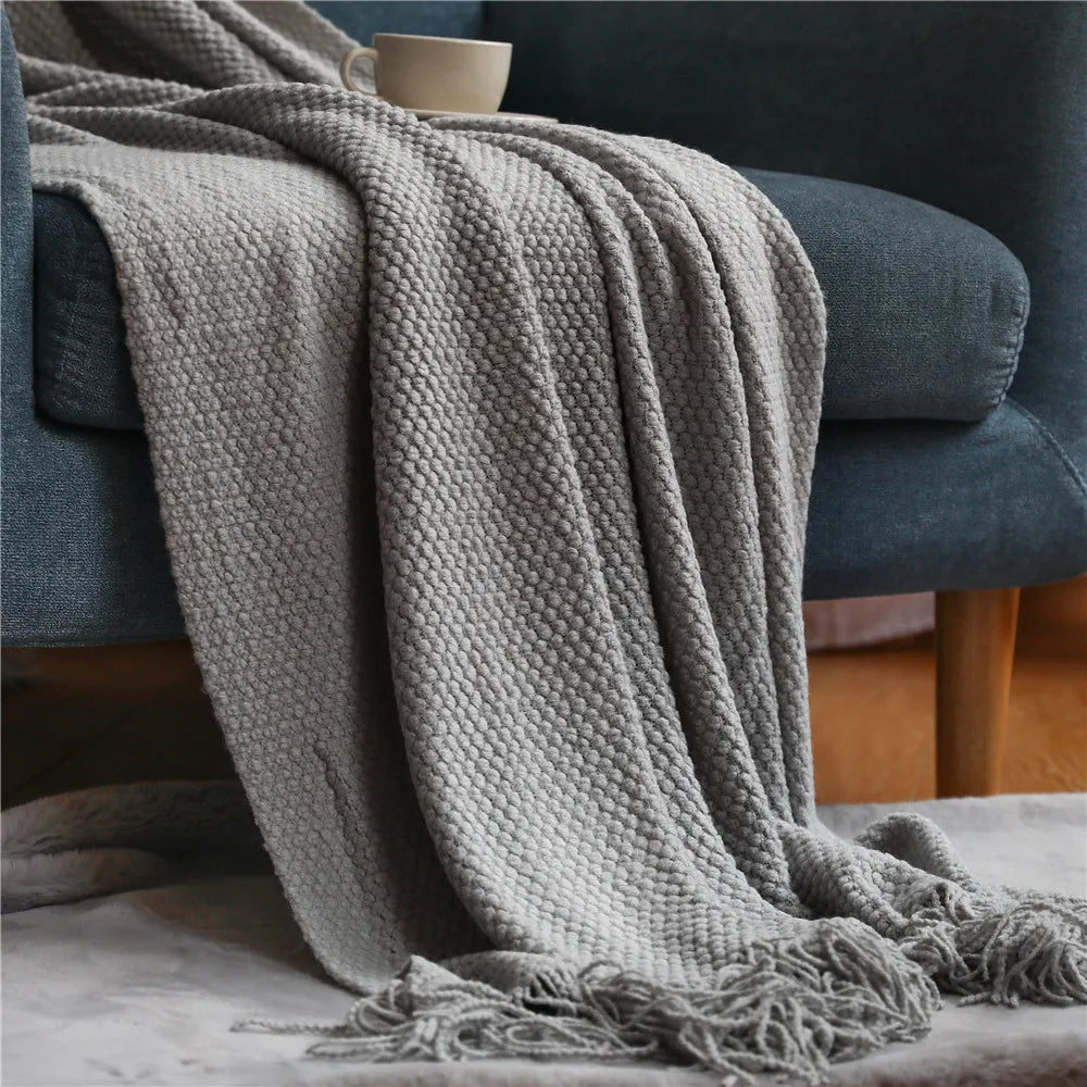 Cozy Knitted Waffle Throw Blanket – Soft Boho Home Decor with Tassels