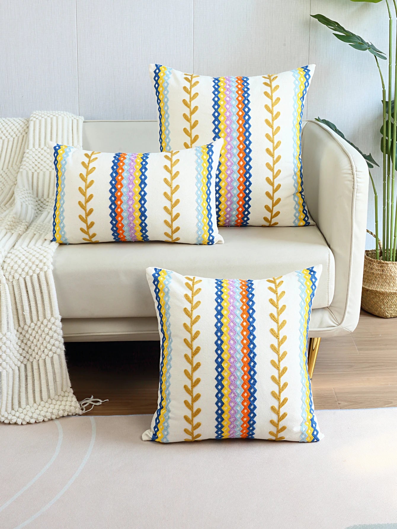 Boho Geometric Embroidered Cushion Cover – Decorative Throw Pillow Case for Couch & Bohemian Home Decor