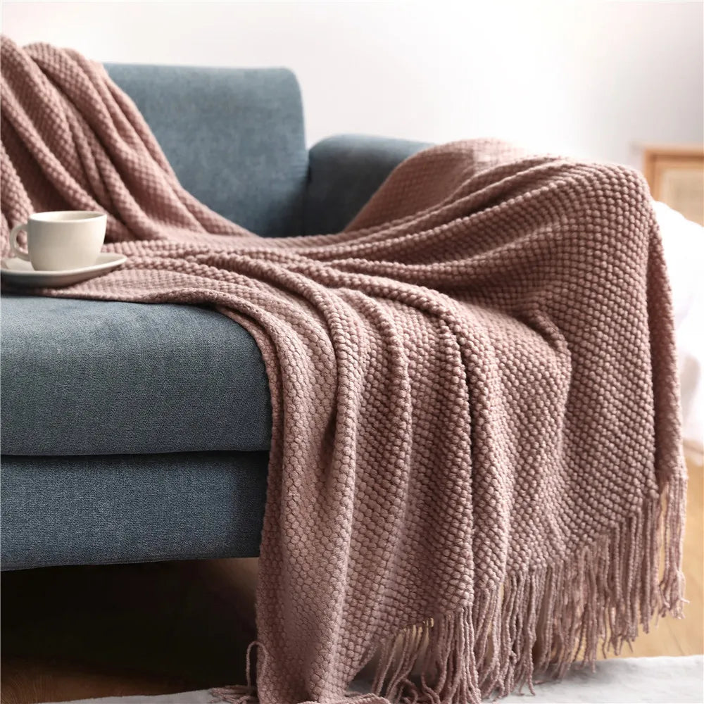 Cozy Knitted Waffle Throw Blanket – Soft Boho Home Decor with Tassels