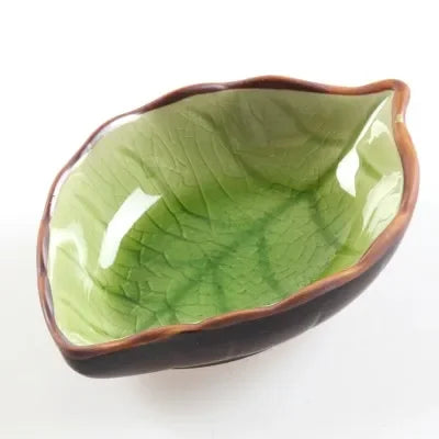 Leaf-Shaped Ceramic Sauce Dish – Side Plate for Soy Sauce, Dips & Charcuterie