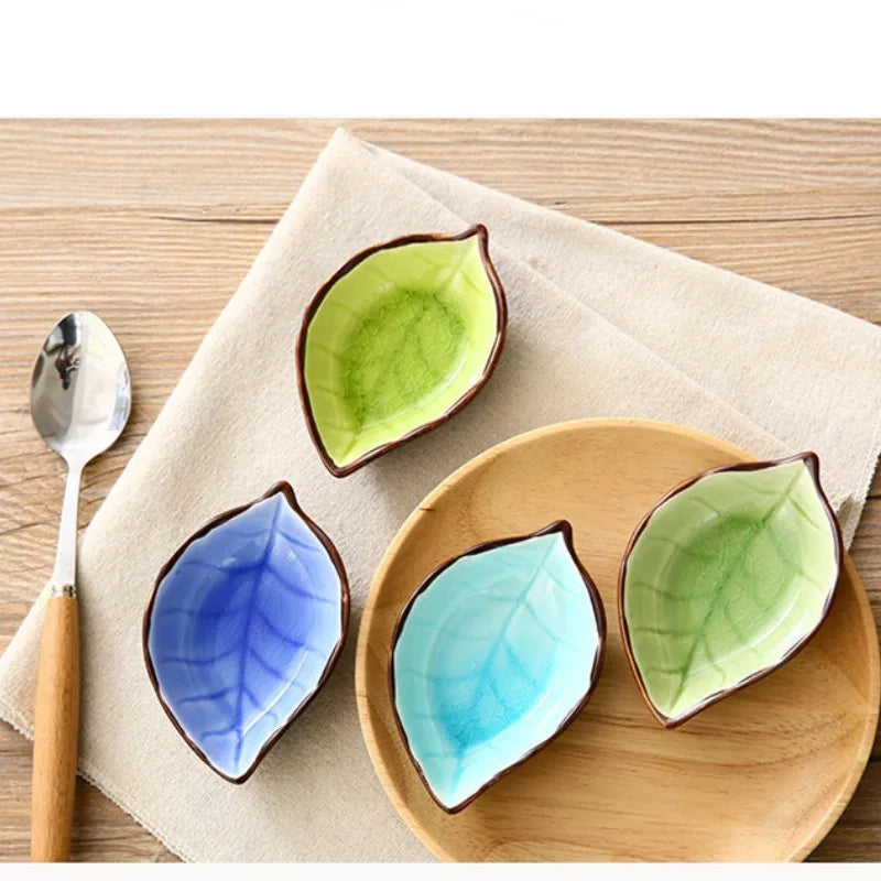 Leaf-Shaped Ceramic Sauce Dish – Side Plate for Soy Sauce, Dips & Charcuterie