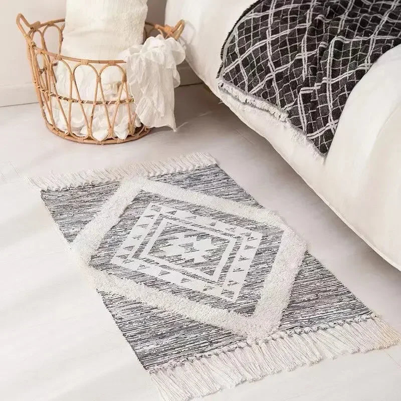 Bohemian Handwoven Tassel Rug – Vintage-Inspired Linen Accent for Home & Living Spaces - Rows of Flowers