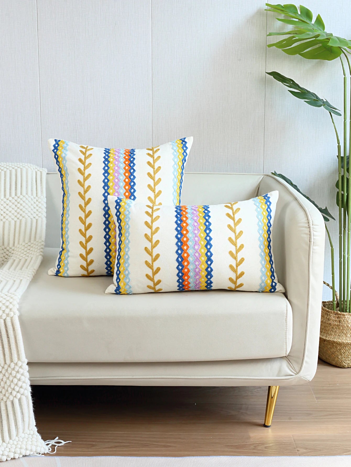 Boho Geometric Embroidered Cushion Cover – Decorative Throw Pillow Case for Couch & Bohemian Home Decor