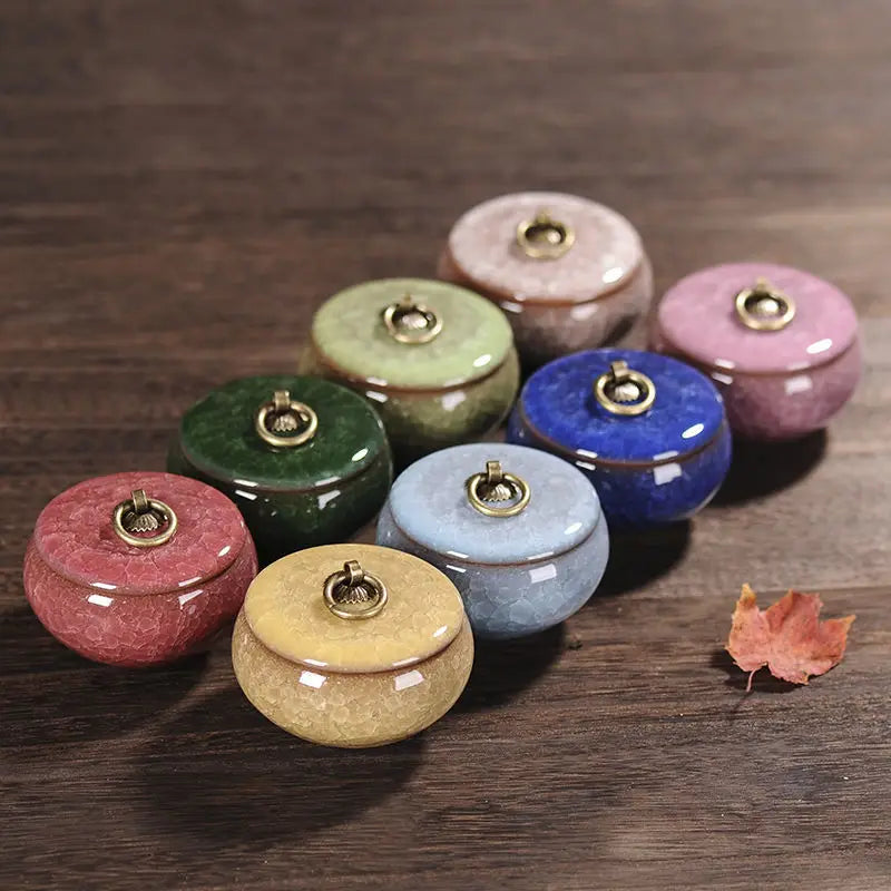 Mini Ceramic Storage Jar with Lid – Airtight Kitchen Container for Tea, Coffee & Spices