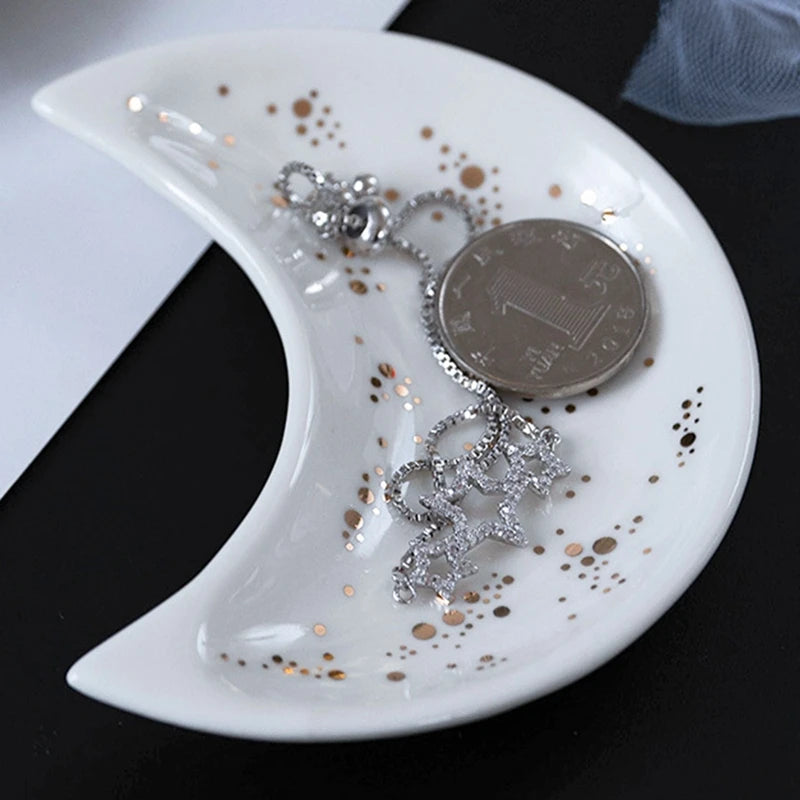 Moon-Shaped Ceramic Jewelry Dish – Boho-Inspired Tray for Rings, Earrings & Trinkets