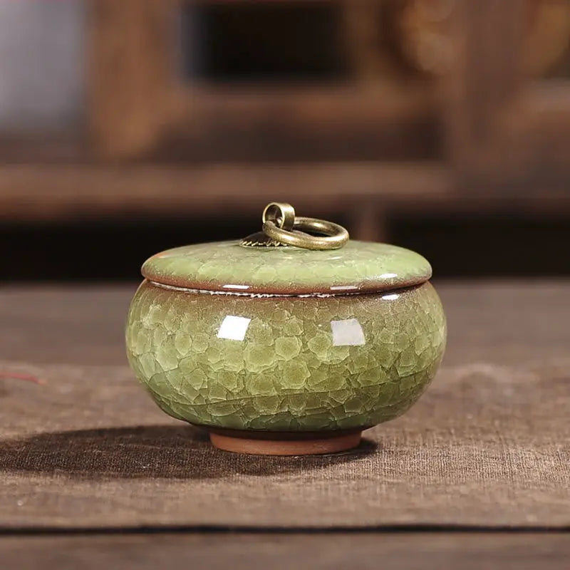 Mini Ceramic Storage Jar with Lid – Airtight Kitchen Container for Tea, Coffee & Spices