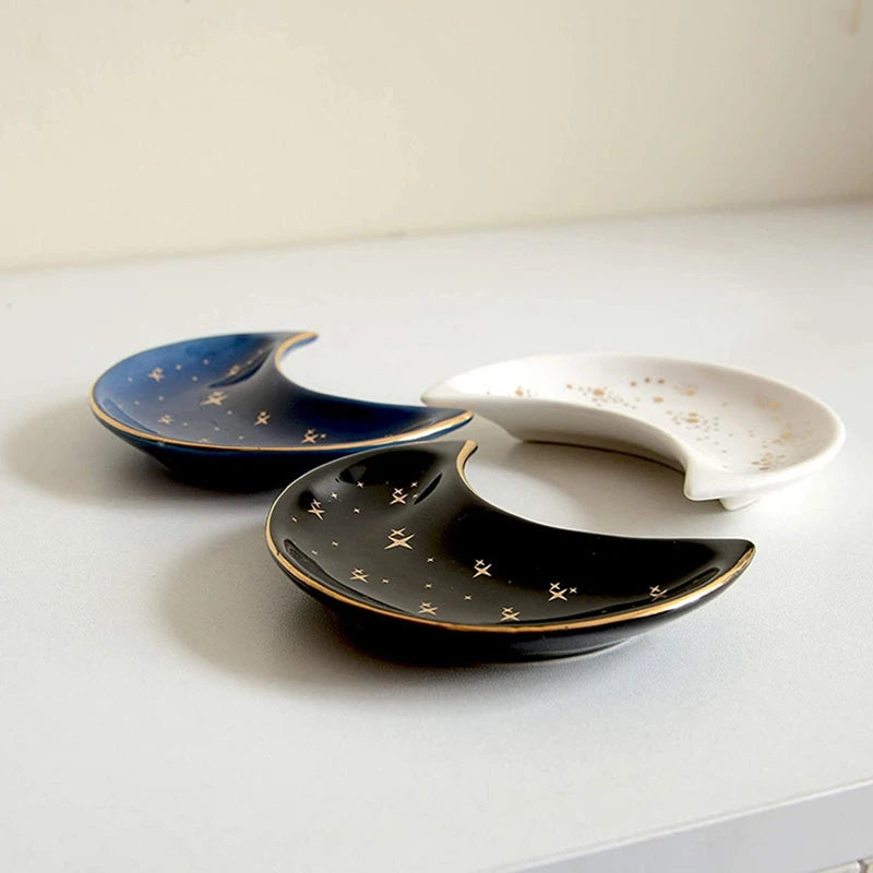 Moon-Shaped Ceramic Jewelry Dish – Boho-Inspired Tray for Rings, Earrings & Trinkets