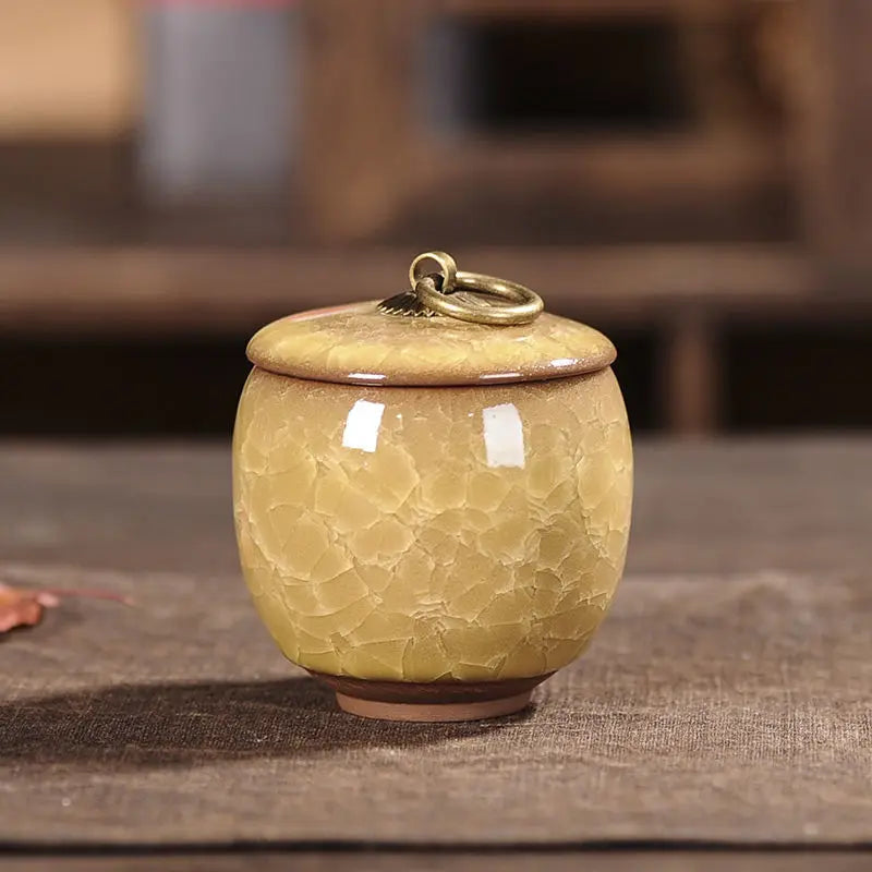 Mini Ceramic Storage Jar with Lid – Airtight Kitchen Container for Tea, Coffee & Spices