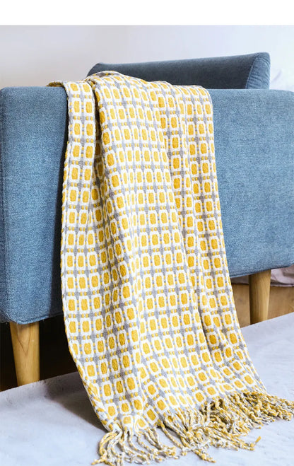 Textile Knitted Checkered Throw Blanket – Soft Acrylic with Tassels