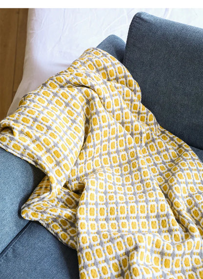 Textile Knitted Checkered Throw Blanket – Soft Acrylic with Tassels