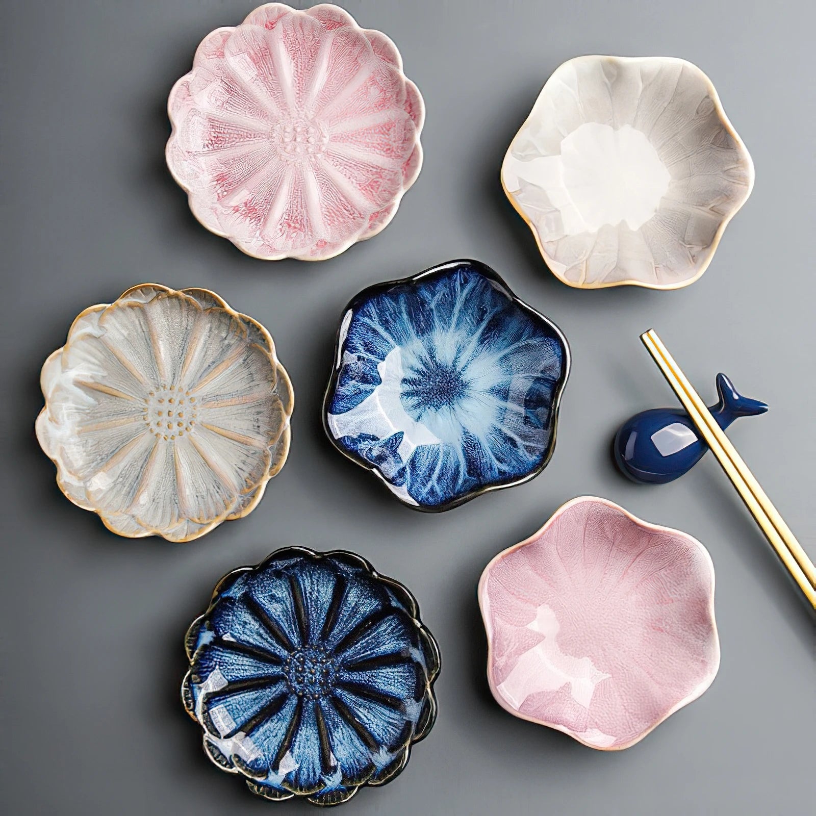 Ceramic Flower Sauce Dish – Mini Floral Porcelain Dipping Bowl for Soy Sauce, Nuts & Charcuterie
