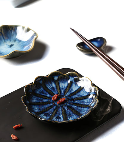 Ceramic Flower Sauce Dish – Mini Floral Porcelain Dipping Bowl for Soy Sauce, Nuts & Charcuterie