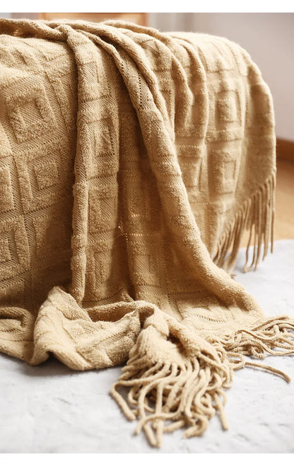 Diamond Cashmere Sofa Blanket – Thick Winter Knitted Throw with Tassels