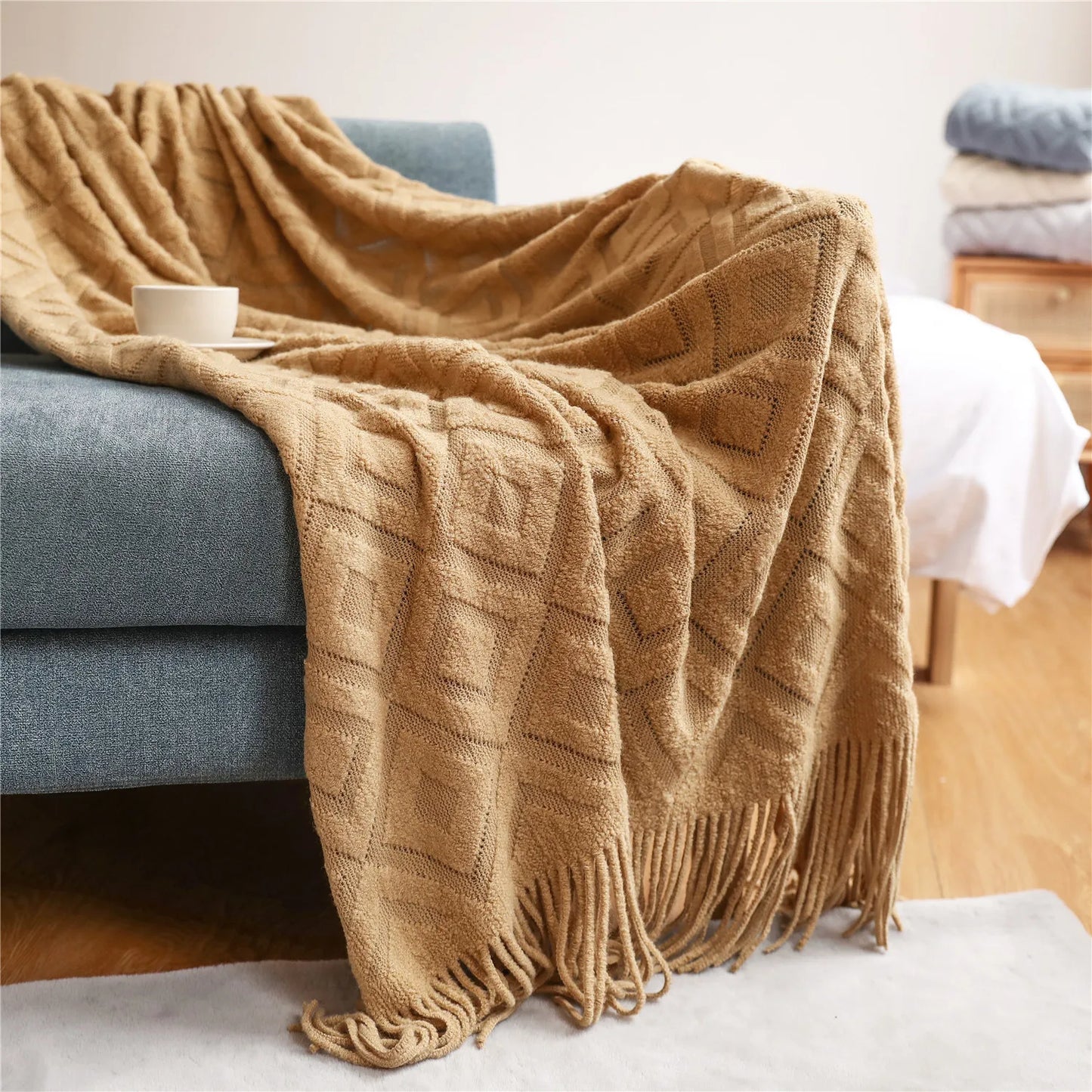 Diamond Cashmere Sofa Blanket – Thick Winter Knitted Throw with Tassels