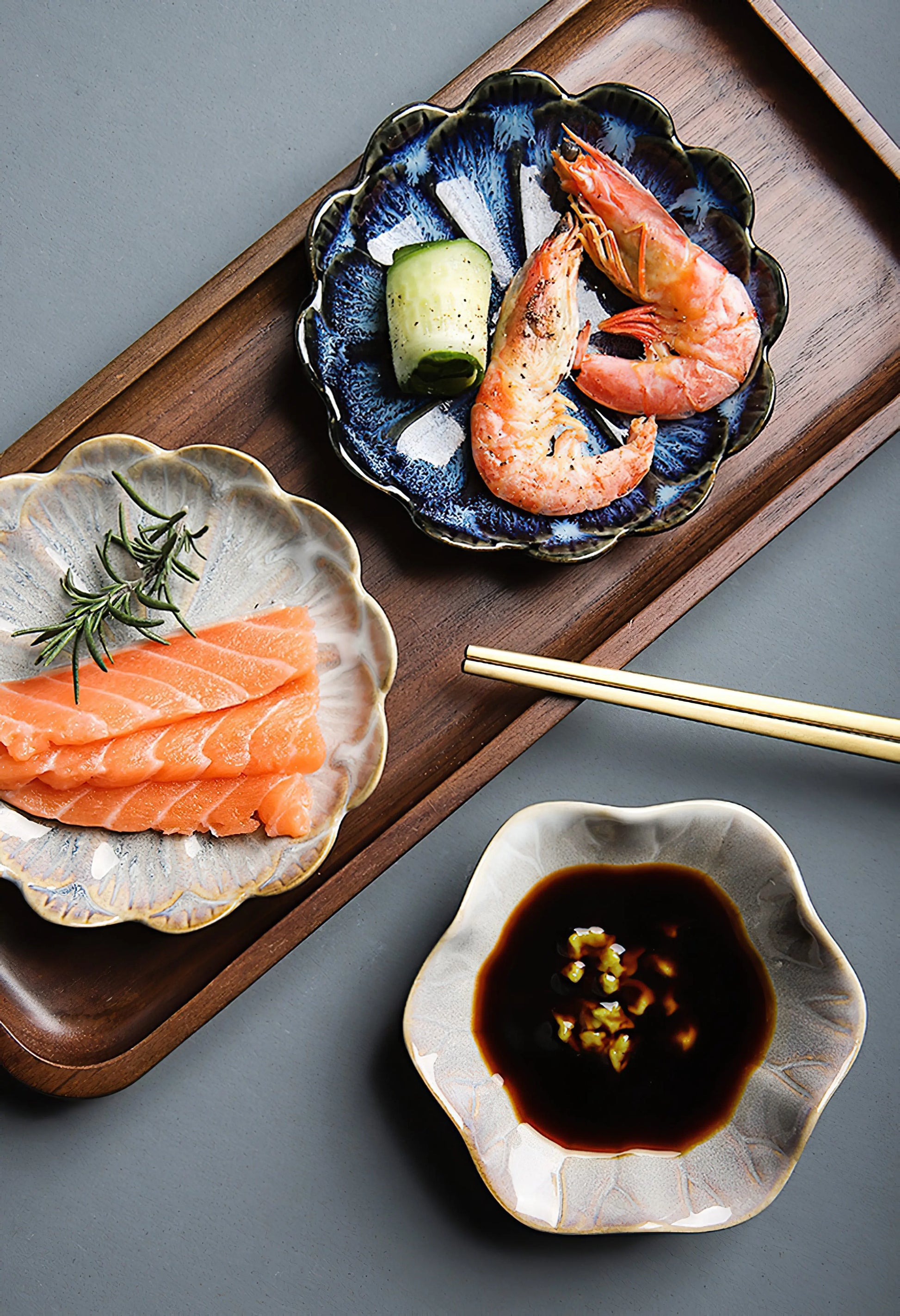 Ceramic Flower Sauce Dish – Mini Floral Porcelain Dipping Bowl for Soy Sauce, Nuts & Charcuterie