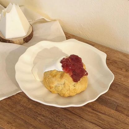 Ceramic Shell Jewelry Dish – Scallop Plate for Boho Decor & Table Styling