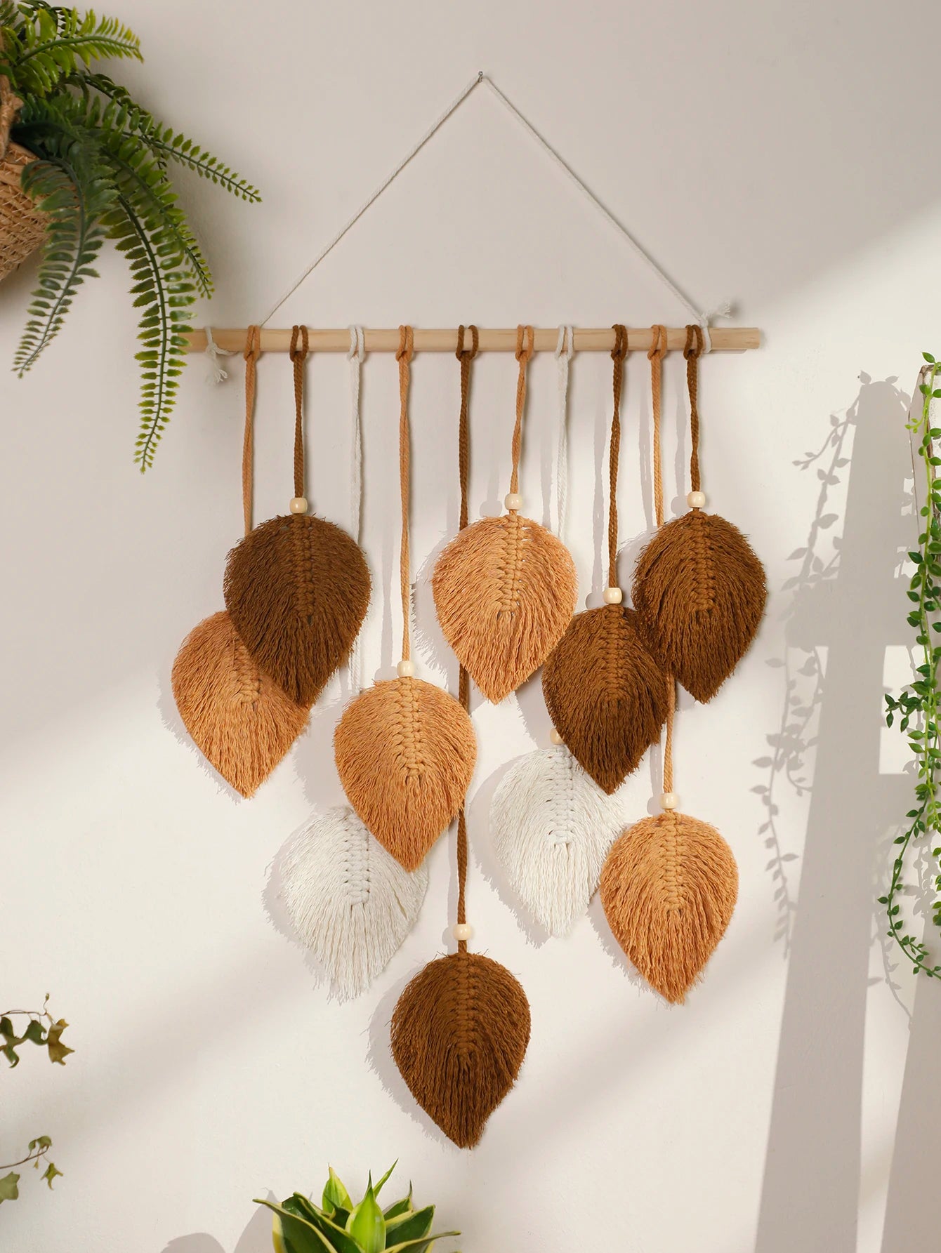 Leaf Macrame Wall Tapestry – Boho Cotton Wall Hanging in Green or Brown