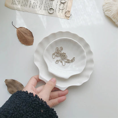 Ceramic Shell Jewelry Dish – Scallop Plate for Boho Decor & Table Styling