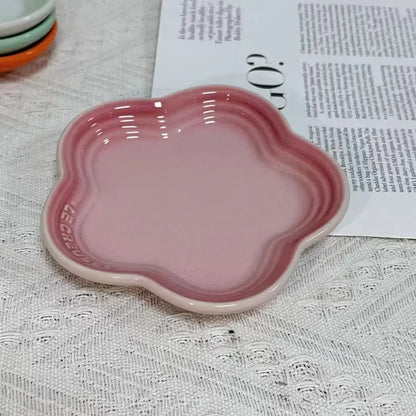 Plum Blossom Ceramic Plate – 5.5-Inch Colorful Flower-Shaped Dish