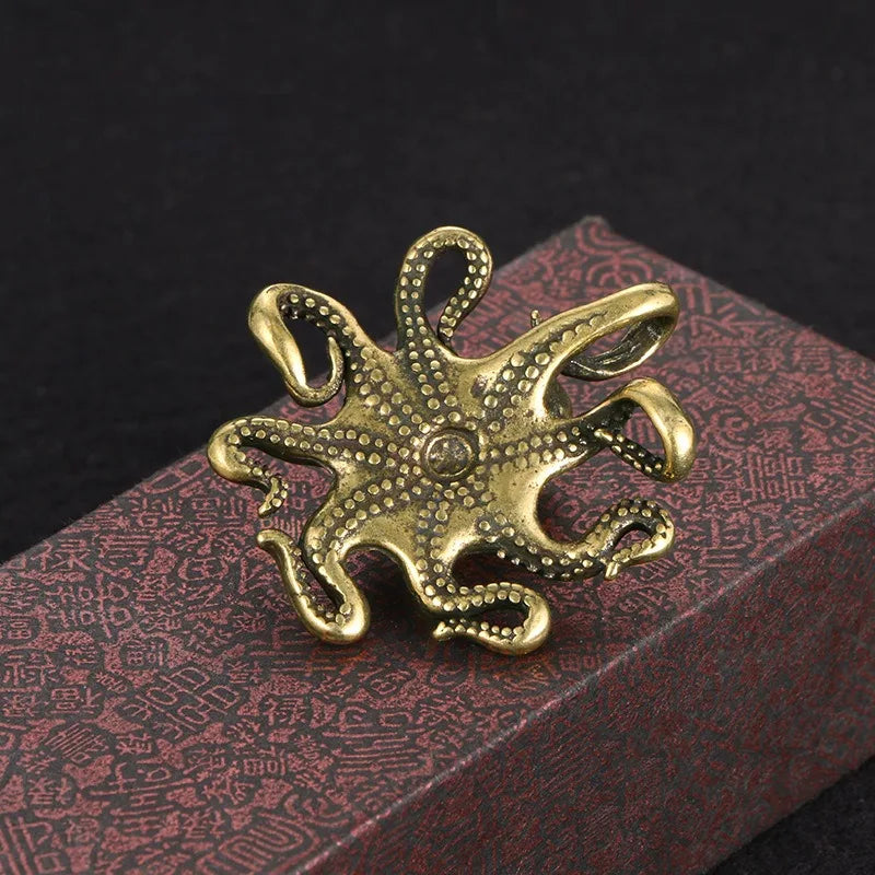 Brass Octopus Home Decoration Antique Looking Animal Figurine Miniatures Desk Ornament Accessories Creative Table Home Decor Boho