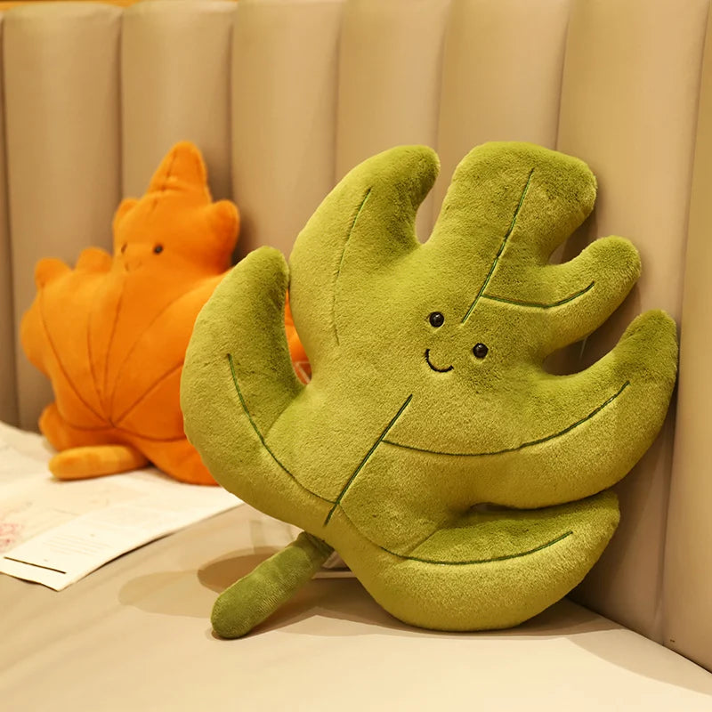 Plush Leaf Pillow – Soft Maple & Ginkgo Cushion Toy for Fall Home Decor & Gifts