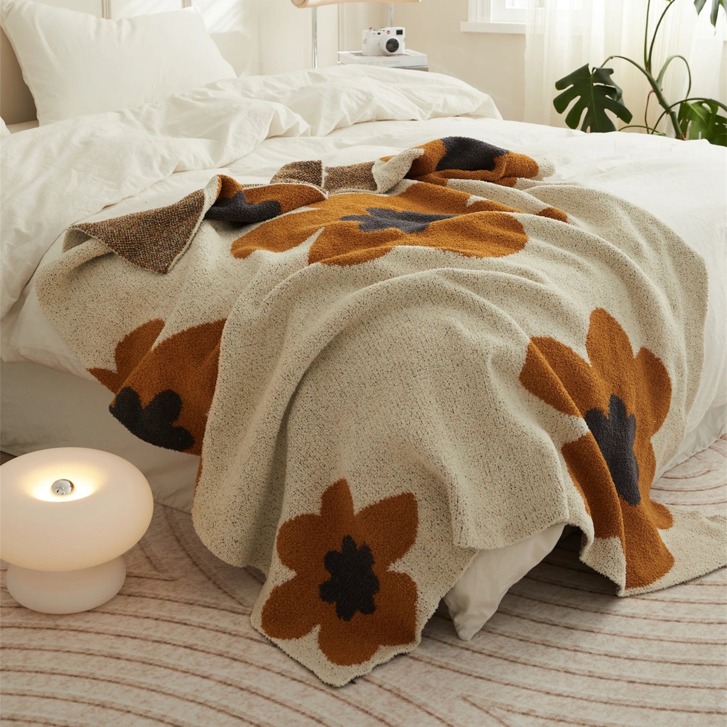 Super Soft Microfiber Floral Throw Blanket – Cozy & Stylish Boho Home Decor