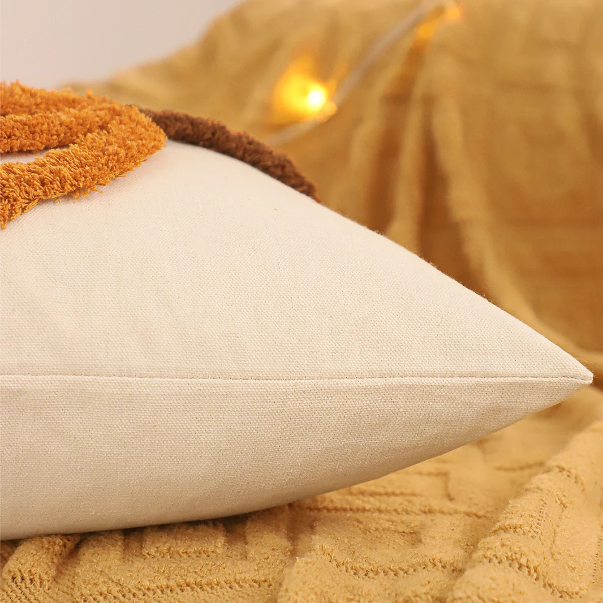 Halloween tufted pumpkin pillow cover, 18x18 inch square cushion case, festive fall and Thanksgiving decorative pillow for sofa, bed, or living room