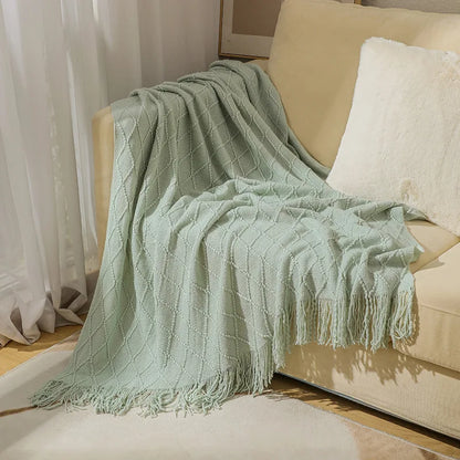 Green Boho Nordic Knitted Throw Blanket with Tassels – Geometric Diamond Design for Bed, Couch, and Living Room