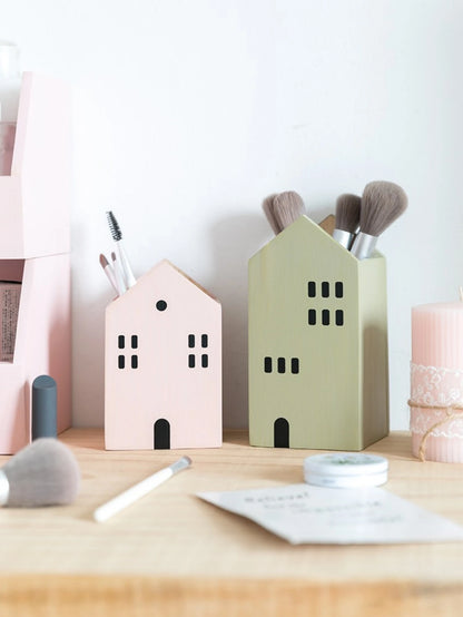 🏡 Boho Wooden Cartoon House Pen Holder – Handcrafted Desk Organizer for Office, Makeup & Home Decor