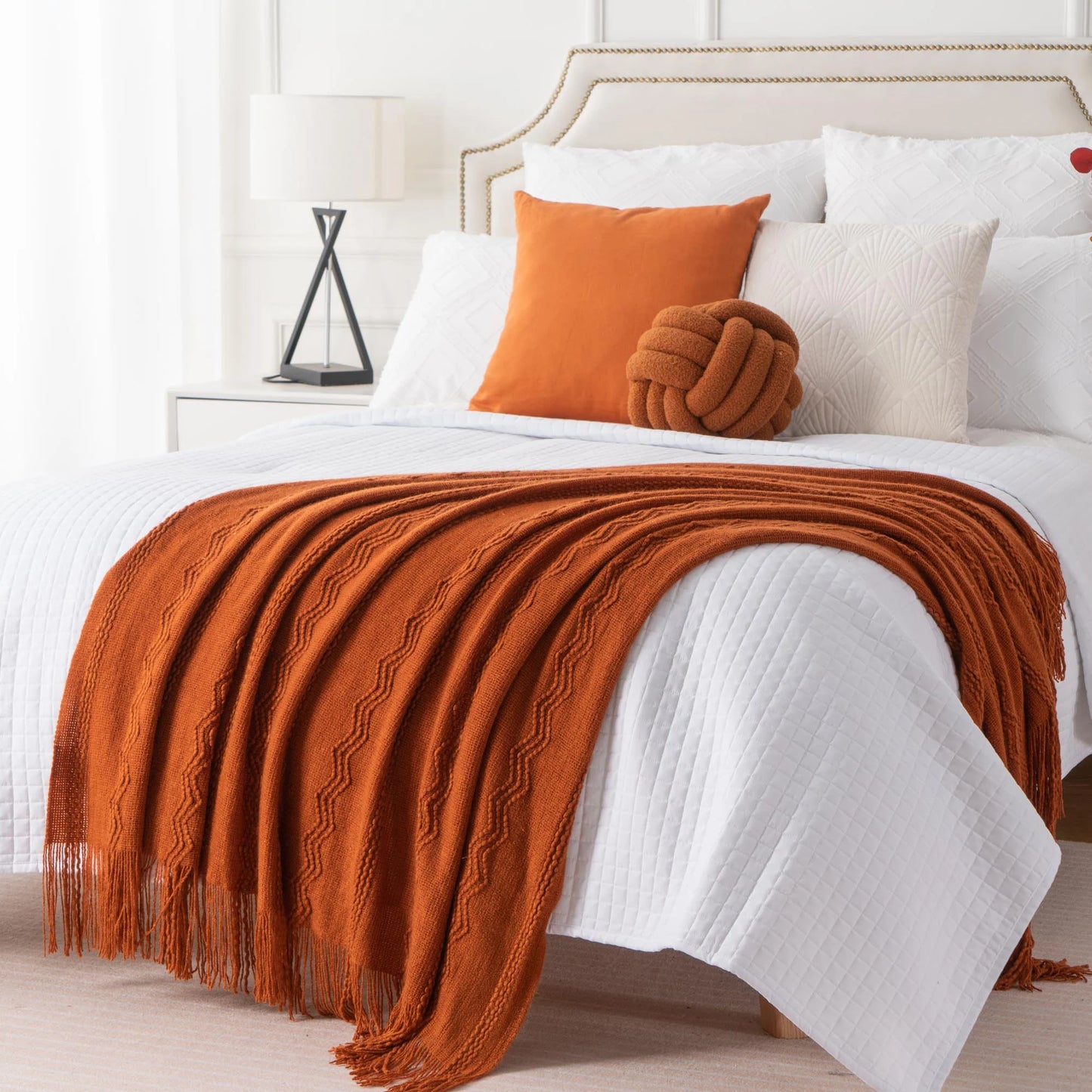 Boho Knit Throw Blanket – Soft Lightweight Acrylic Blanket with Tassels