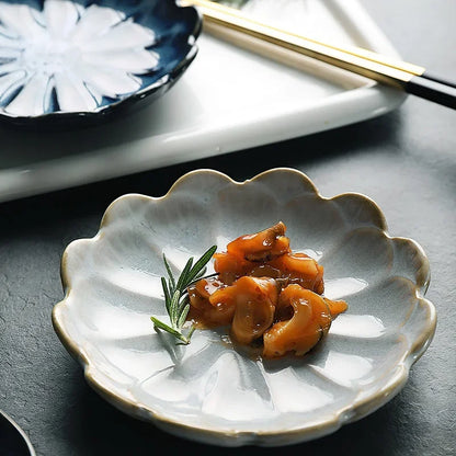 Ceramic Flower Sauce Dish – Mini Floral Porcelain Dipping Bowl for Soy Sauce, Nuts & Charcuterie