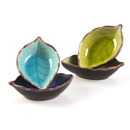 Leaf-Shaped Ceramic Sauce Dish – Side Plate for Soy Sauce, Dips & Charcuterie