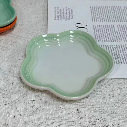 Plum Blossom Ceramic Plate – 5.5-Inch Colorful Flower-Shaped Dish