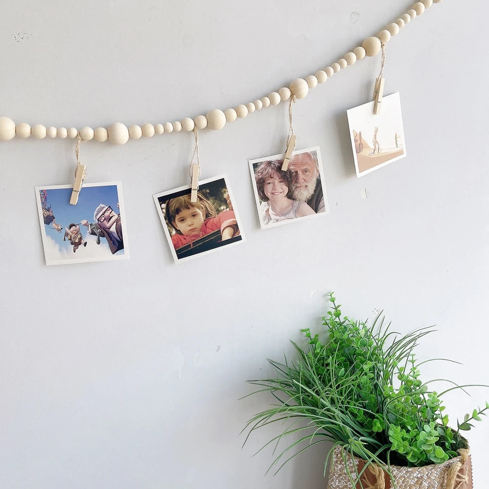 Boho Wall Hanging Photo Display with Wooden Beads & Clips – Rustic Collage Picture Holder Decor