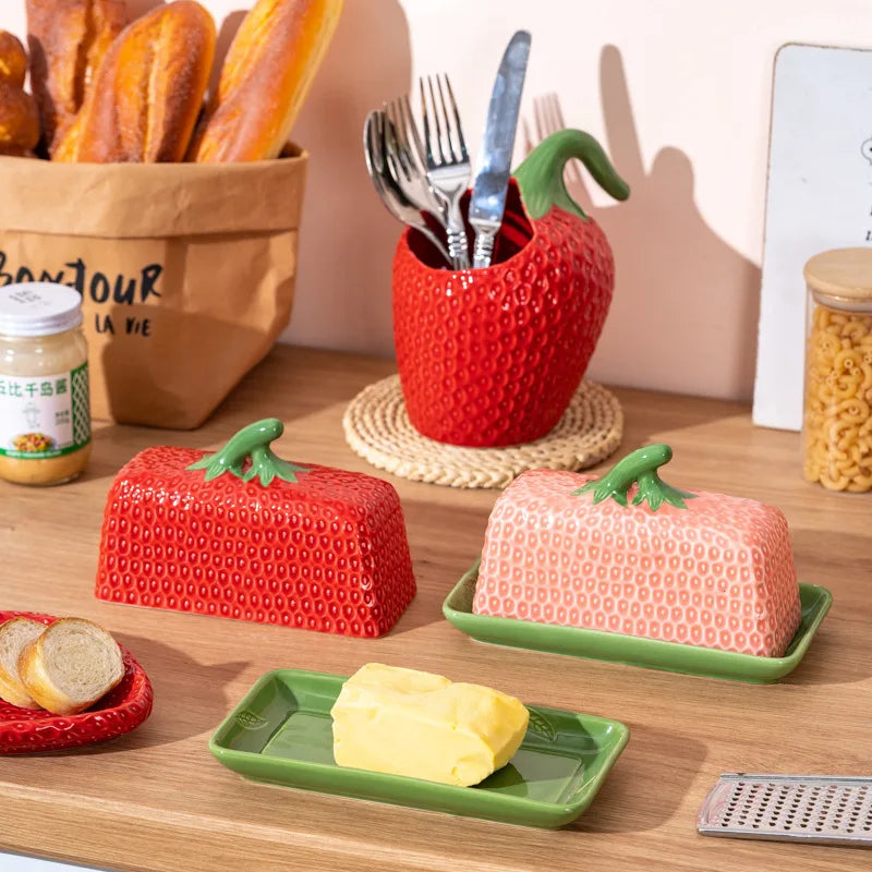 Strawberry-Shaped Ceramic Butter Dish with Lid – Cute Kitchen Storage Box