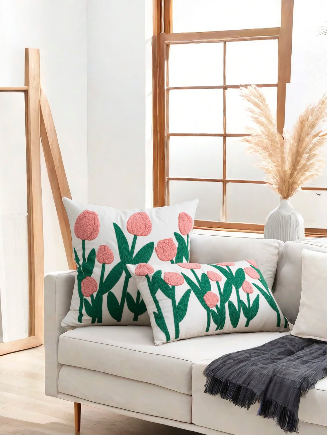 Tulip Pattern Boho Pillow Cover – Cotton Sail Fabric Cushion Cover for Living Room, Bedroom & Home Decor Spring Housewarming Gift