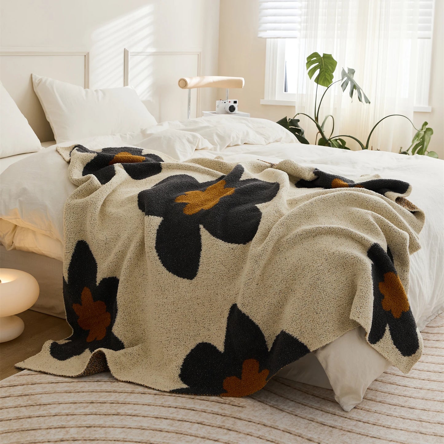 Super Soft Microfiber Floral Throw Blanket – Cozy & Stylish Boho Home Decor