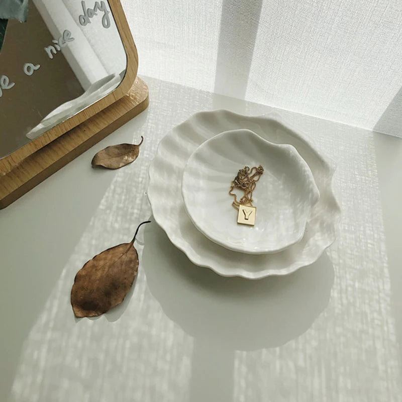 Ceramic Shell Jewelry Dish – Scallop Plate for Boho Decor & Table Styling