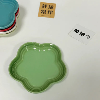 Plum Blossom Ceramic Plate – 5.5-Inch Colorful Flower-Shaped Dish