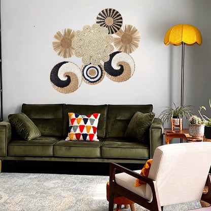 Straw Woven Wall Decoration Boho Rattan Wall Basket Decor Round Grass Weaving Ornament Rustic Seagrass Flat Hoom Hanging Crafts Fruit Bowl Wall Art for Boho Home Decor
