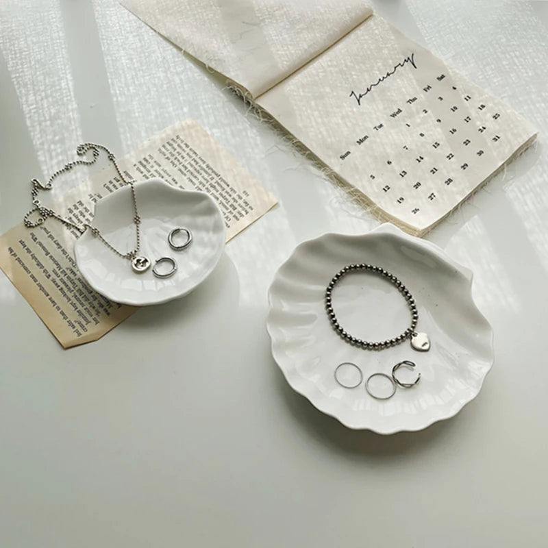 Ceramic Shell Jewelry Dish – Scallop Plate for Boho Decor & Table Styling