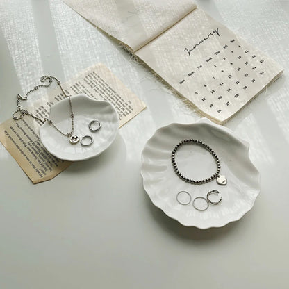 Ceramic Shell Jewelry Dish – Scallop Plate for Boho Decor & Table Styling