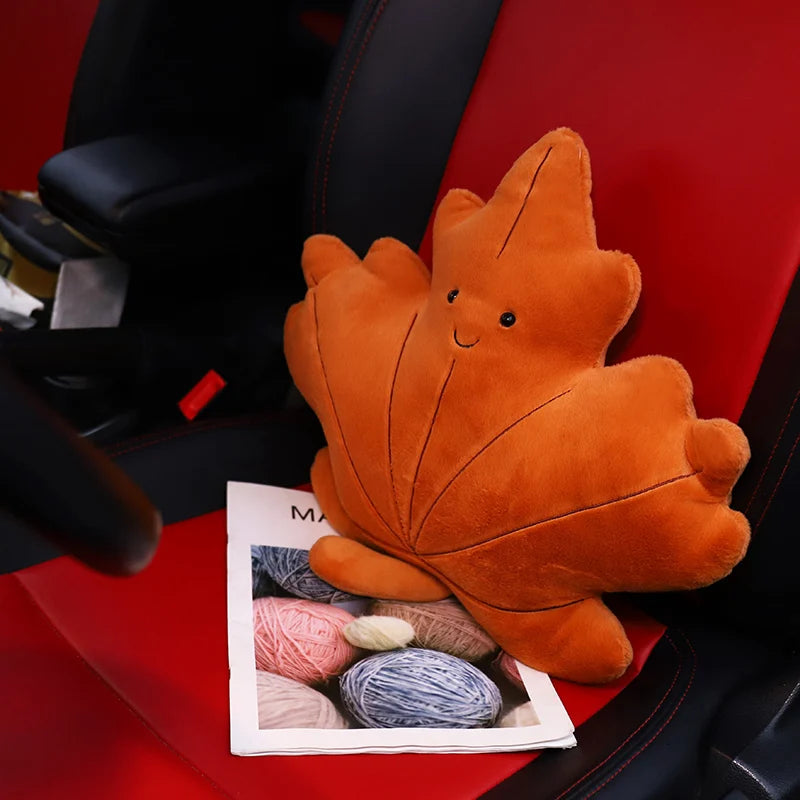 Plush Leaf Pillow – Soft Maple & Ginkgo Cushion Toy for Fall Home Decor & Gifts