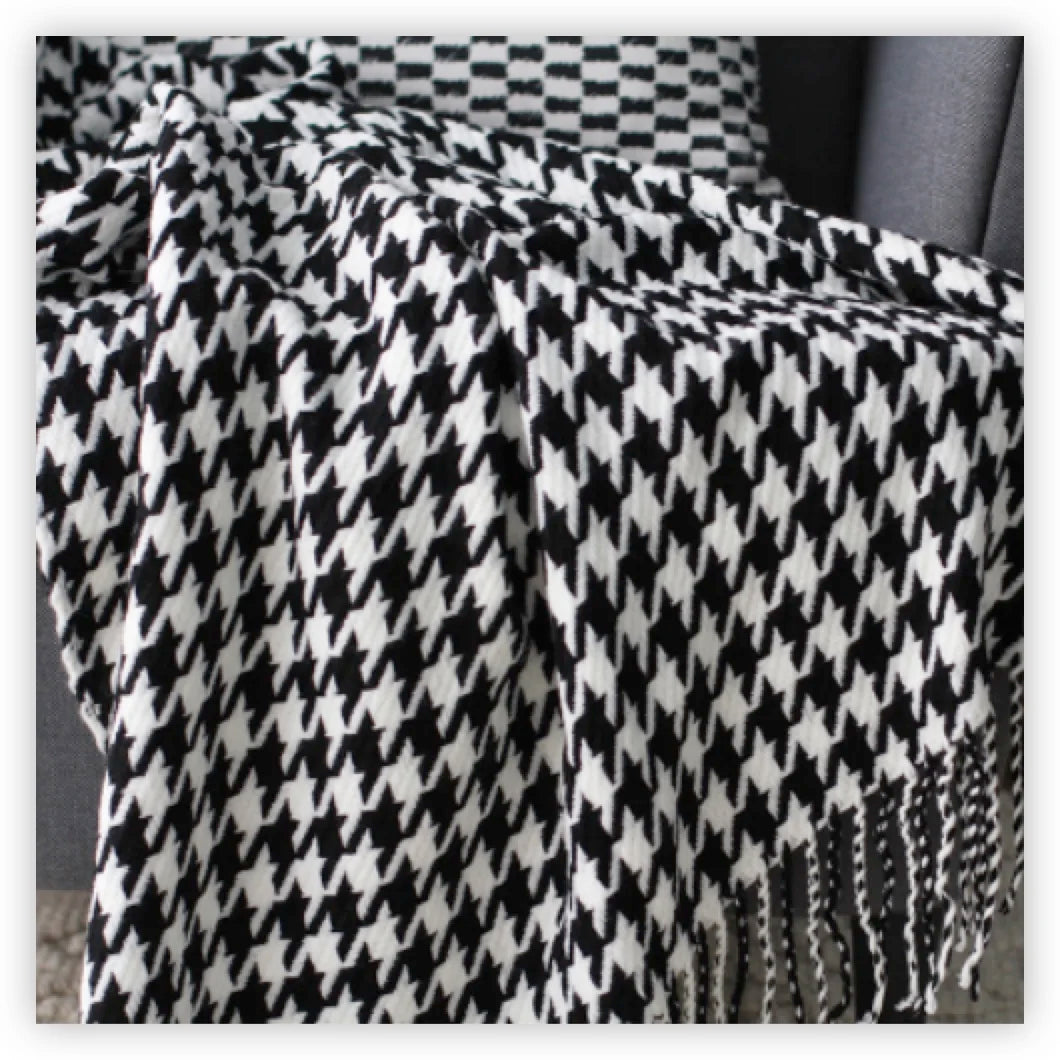 Textile Knitted Checkered Throw Blanket – Soft Acrylic with Tassels